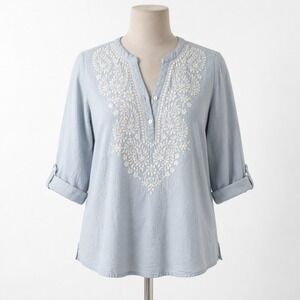 Linen Floral Embroidered V Neck Tunic Top Size XS Blue Boho Coastal Resort Beach